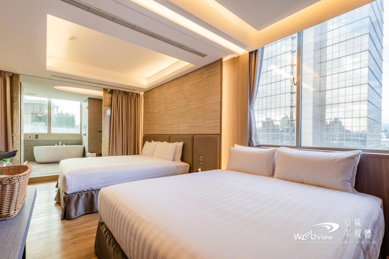 玩行旅台北館 Hotel Taipei Exterior photo