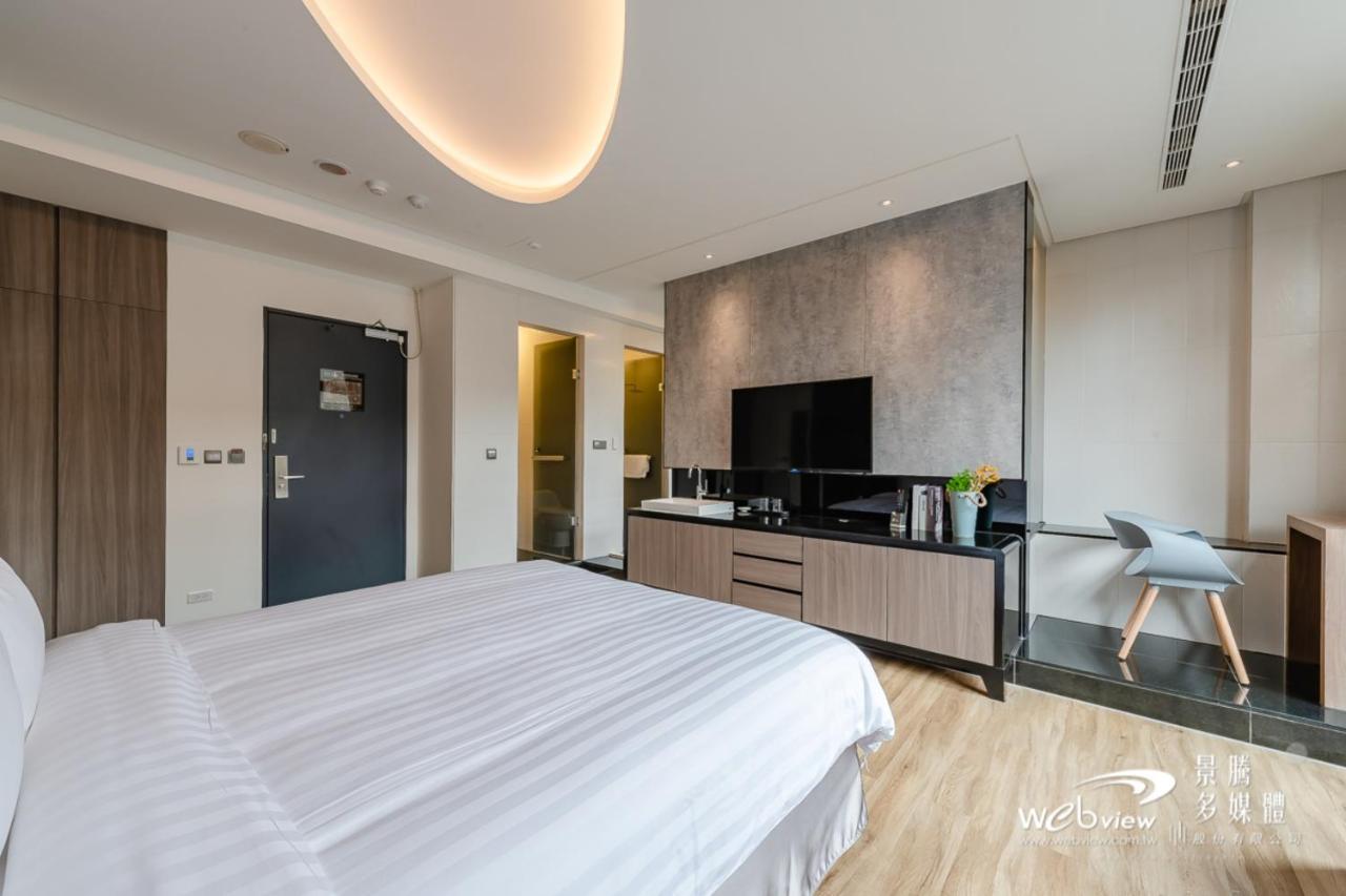 玩行旅台北館 Hotel Taipei Exterior photo